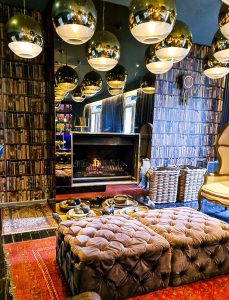 MAJEKA HOUSE LOUNGE